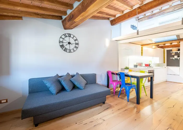 Casa San Paolino Dentro Le MuraElegant Flat Wifi E Selfcheckin