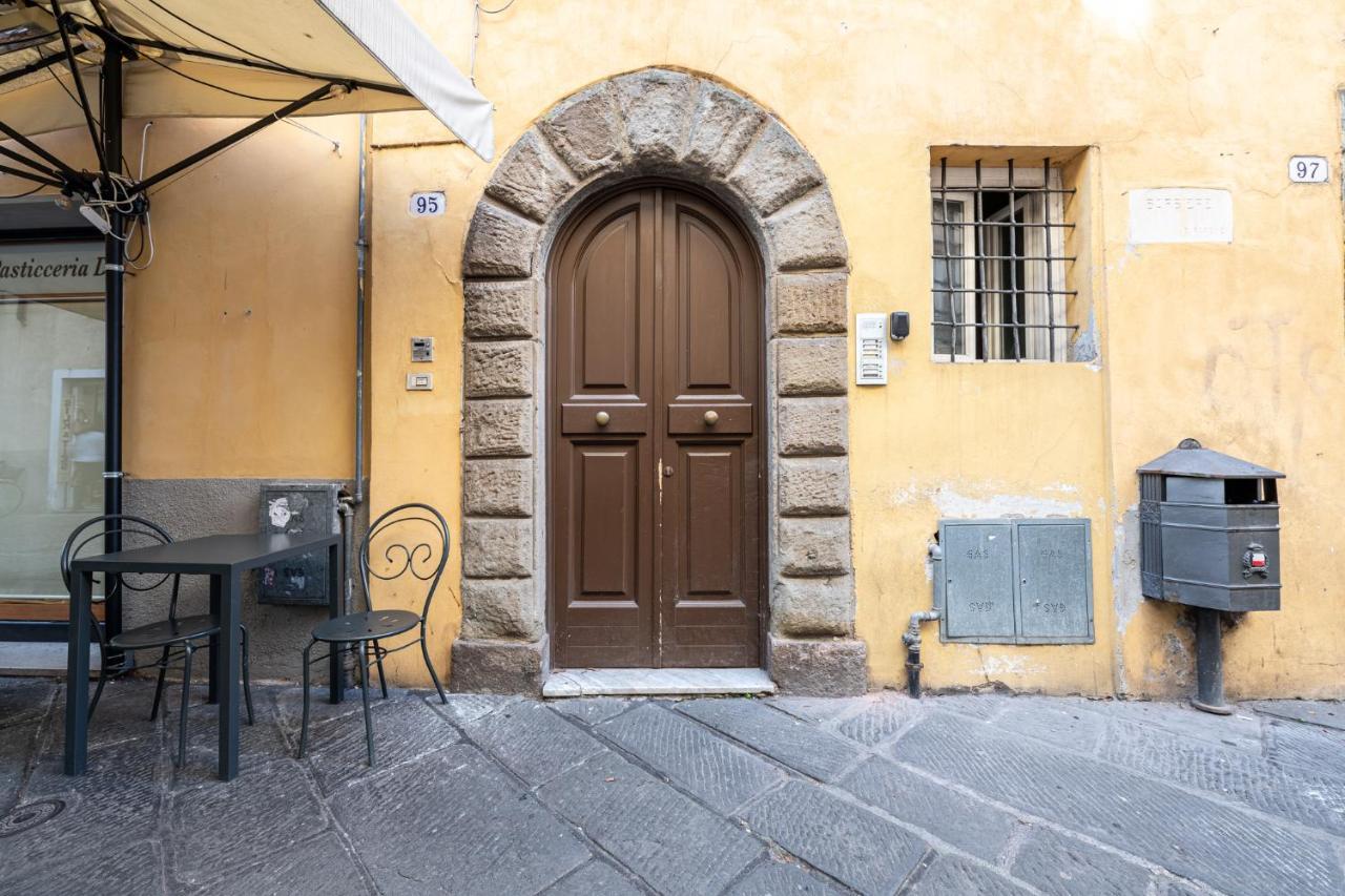 Casa San Paolino Dentro Le Muraelegant Flat Wifi E Selfcheckin Apartment Lucca