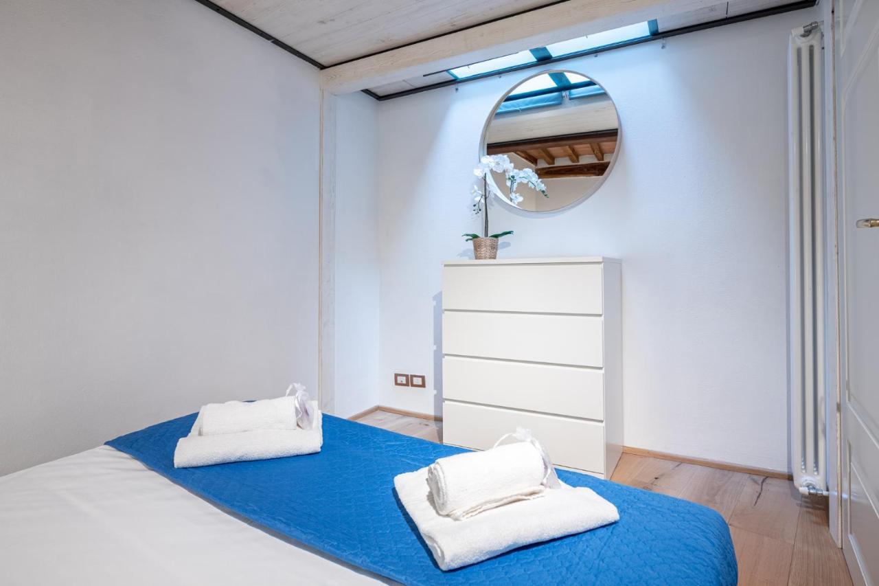 Casa San Paolino Dentro Le Muraelegant Flat Wifi E Selfcheckin